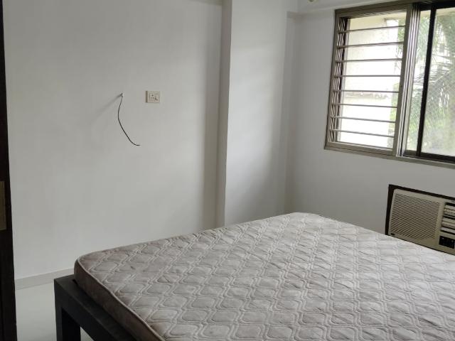 Resale | 2.5 BHK + Pooja Room 1285 Sq.Ft. Apartment in Sheth Clarion
