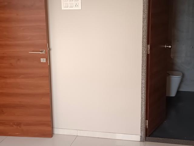 Resale | 2.5 BHK + Pooja Room 1300 Sq.Ft. Apartment in Kalyan West