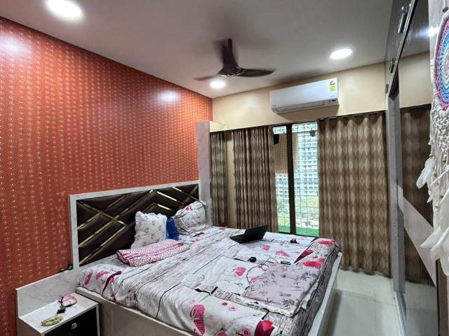 Resale | 2.5 BHK + Pooja Room 1375 Sq.Ft. Apartment in Gundecha Trillium