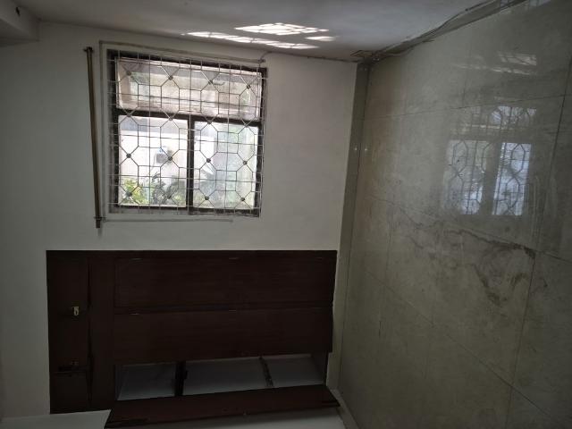 Resale | 2.5 BHK + Pooja Room 850 Sq.Ft. Apartment in Mayur Vihar