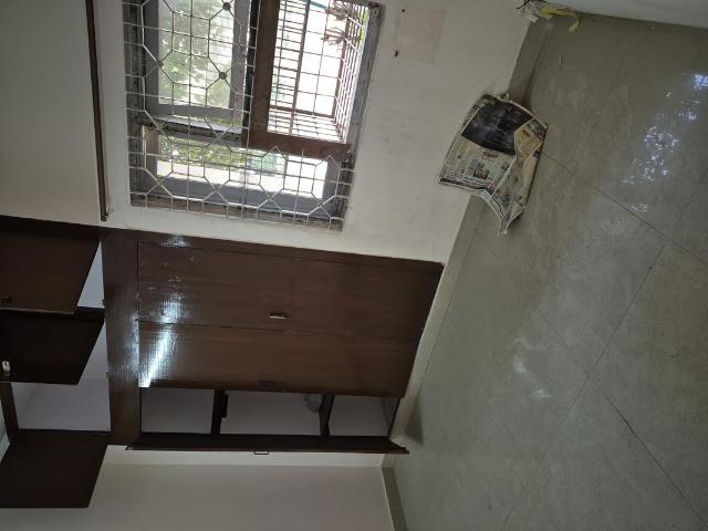 Resale | 2.5 BHK + Pooja Room 810 Sq.Ft. Apartment in Mayur Vihar