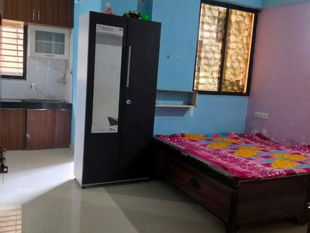 Resale | 2.5 BHK + Pooja Room 917 Sq.Ft. Apartment in DLF Maiden Heights