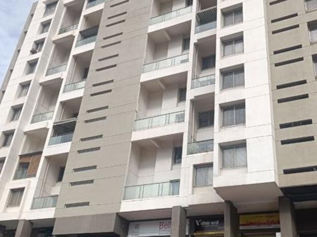 Resale | 2.5 BHK + Servant Room 1500 Sq.Ft. Apartment in Brahma Vantage High A