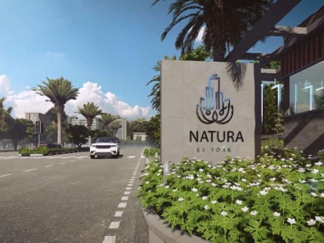 Resale | 2.5 BHK + Servant Room,Extra Room 2022 Sq.Ft. Apartment in One OAK Natura