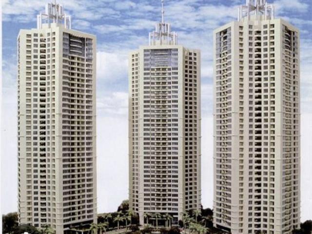 Resale | 2.5 BHK + Store Room 1200 Sq.Ft. Apartment in Oberoi Realty Woods