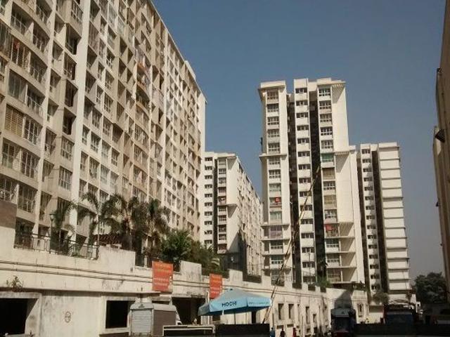 Resale | 2.5 BHK + Store Room 808 Sq.Ft. Apartment in Runwal The Orchard Residency