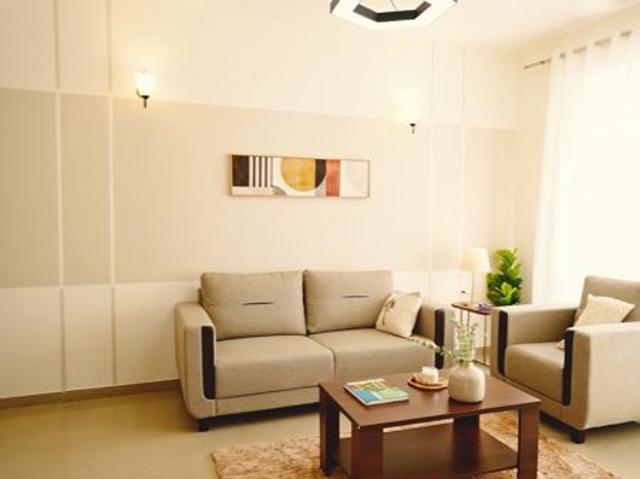 Resale | 2.5 BHK + Study Room 1400 Sq.Ft. Apartment in Kingswood Court
