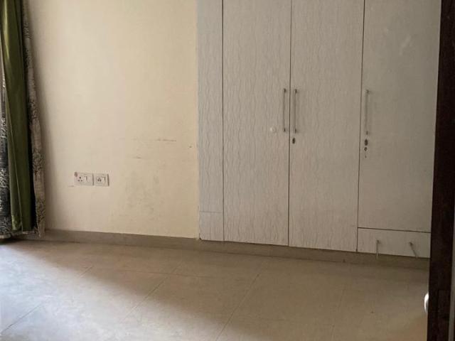 Resale | 2.5 BHK + Study Room 1425 Sq.Ft. Apartment in Indiabulls Centrum Park