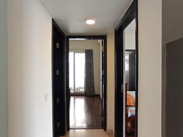 Resale | 2.5 BHK + Study Room 1480 Sq.Ft. Apartment in Microtek Greenburg