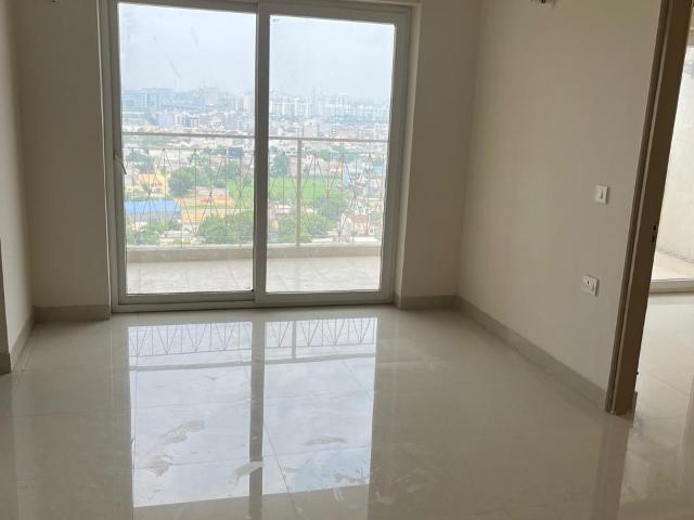 Resale | 2.5 BHK + Study Room 1483 Sq.Ft. Apartment in Pareena Micasa