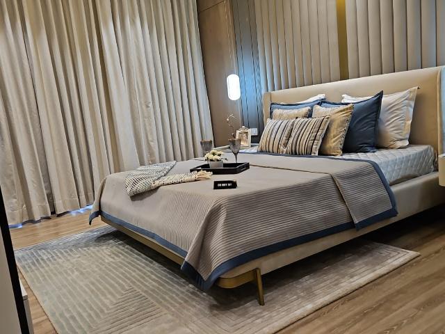 Resale | 2.5 BHK + Study Room 1650 Sq.Ft. Apartment in Aerocity
