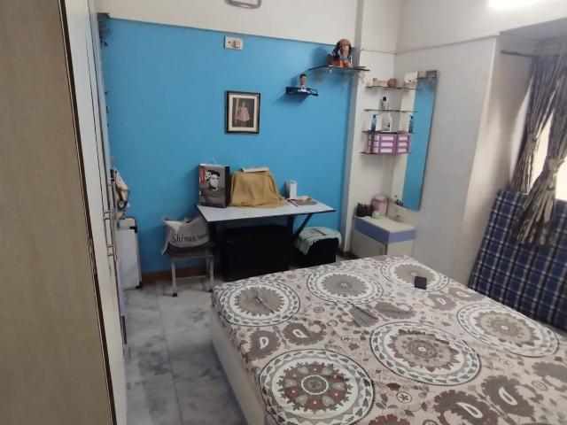 Resale | 2.5 BHK + Study Room 1100 Sq.Ft. Apartment in Raj Mandir Complex