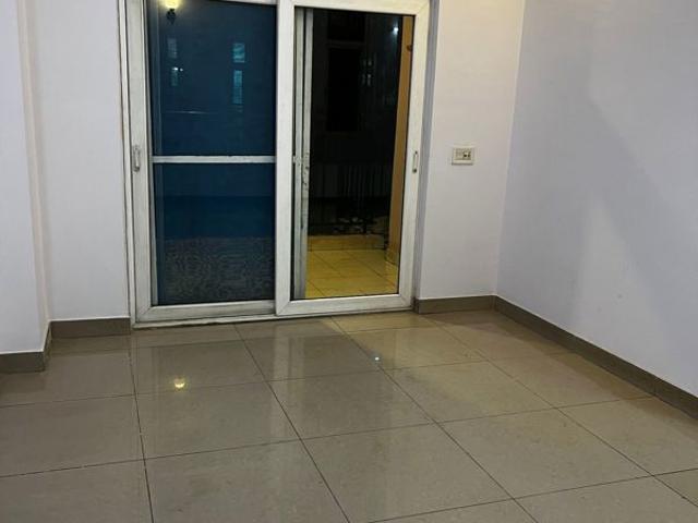 Resale | 2.5 BHK + Study Room 1200 Sq.Ft. Apartment in Supertech Shopprix Mall Vaishali