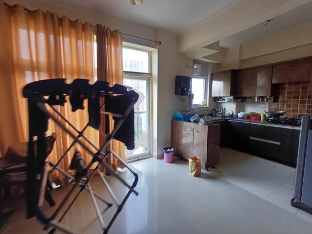 Resale | 2.5 BHK + Study Room 1235 Sq.Ft. Apartment in Homes 121