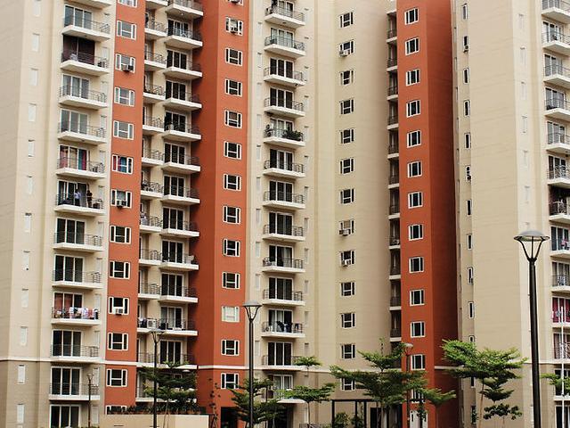 Resale | 2.5 BHK + Study Room 1329 Sq.Ft. Apartment in Mahindra Aura