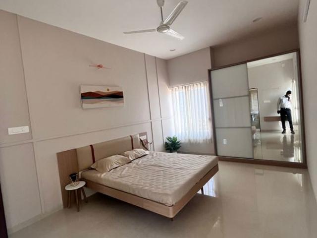 Resale | 2 BHK 1043 Sq.Ft. Apartment in New Front 48 Central Park