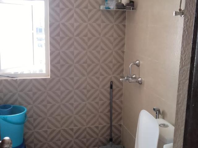 Resale | 2 BHK 1040 Sq.Ft. Apartment in KW Srishti