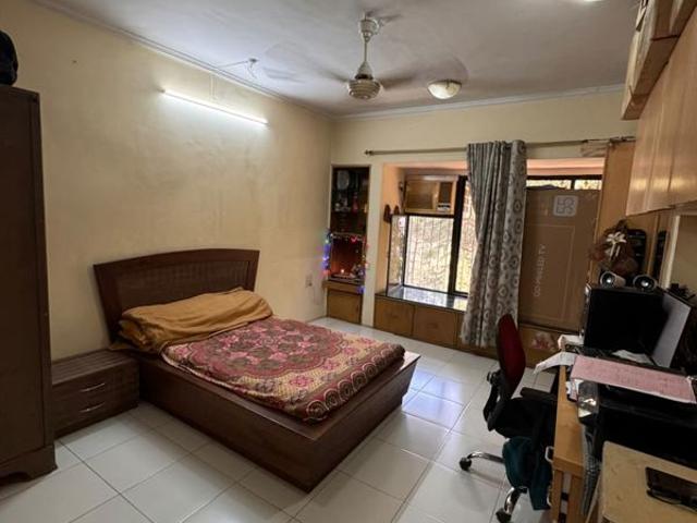 Resale | 2 BHK 1040 Sq.Ft. Apartment in Sindhi Society