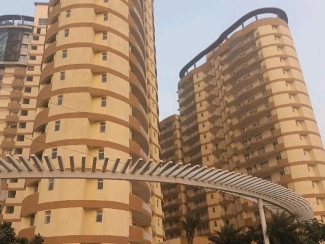 Resale | 2 BHK 1040 Sq.Ft. Apartment in Rise Organic Homes