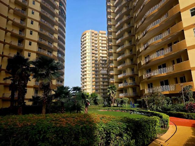 Resale | 2 BHK 1040 Sq.Ft. Apartment in Rise Organic Homes