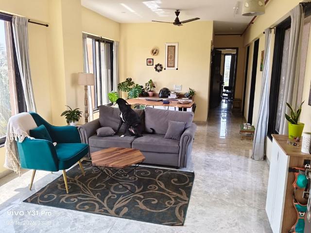 Resale | 2 BHK 1040 Sq.Ft. Apartment in Yash Signature