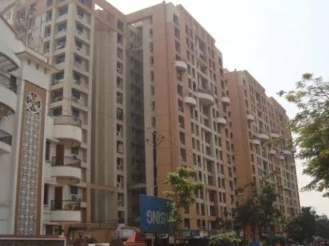 Resale | 2 BHK + 1050 Sq.Ft. Apartment in Cosmos Paradise Complex