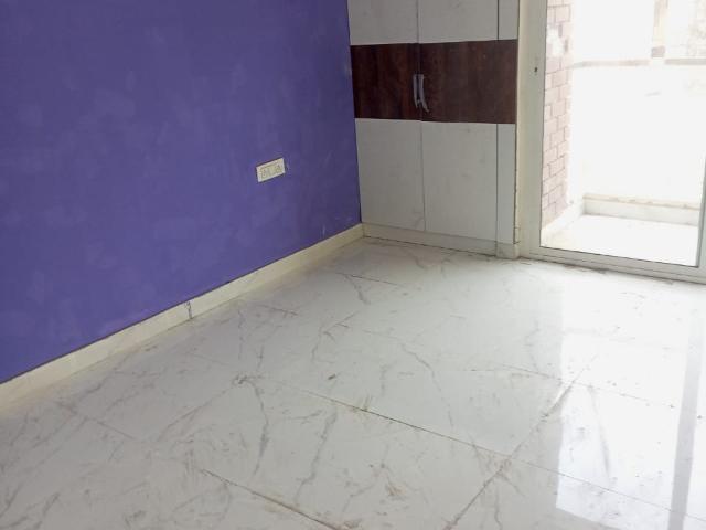 Resale | 2 BHK 1050 Sq.Ft. Apartment in DMD Hometech Awas Yojna