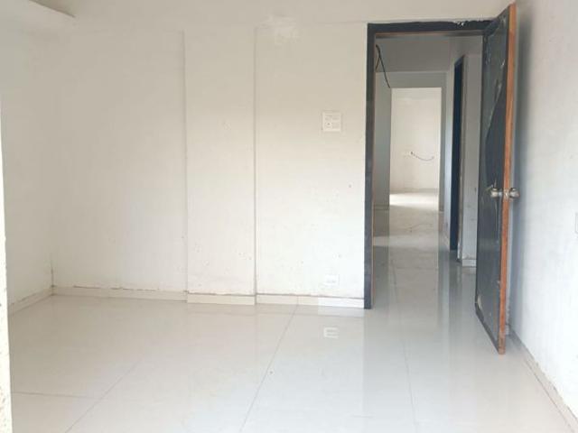 Resale | 2 BHK 1050 Sq.Ft. Apartment in Kunal The Canary