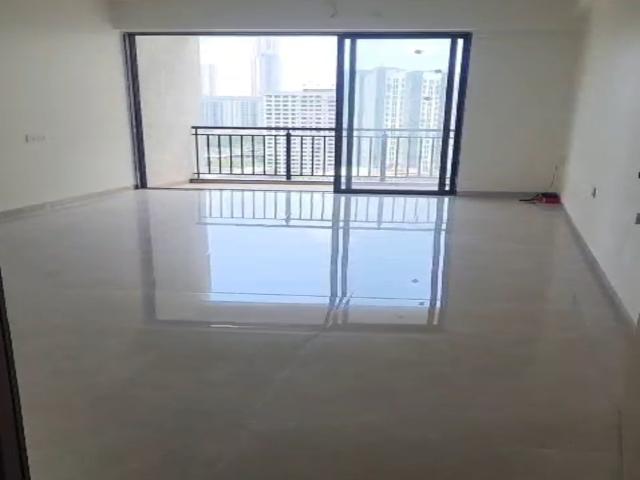 Resale | 2 BHK 1050 Sq.Ft. Apartment in Lalbaug