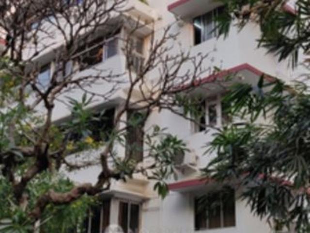 Resale | 2 BHK 1050 Sq.Ft. Apartment in Nishat CHS