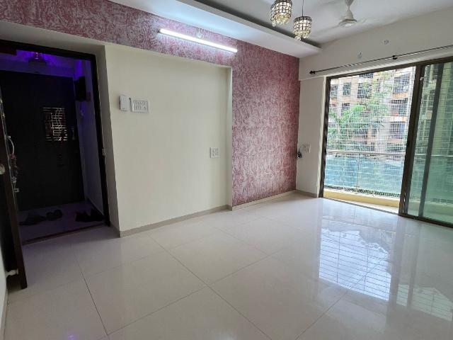 Resale | 2 BHK 1050 Sq.Ft. Apartment in Space Ashley Towres