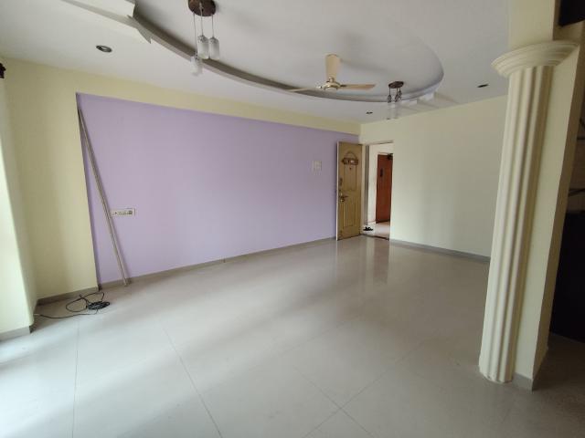 Resale | 2 BHK 1050 Sq.Ft. Apartment in Paranjape Richmond Park
