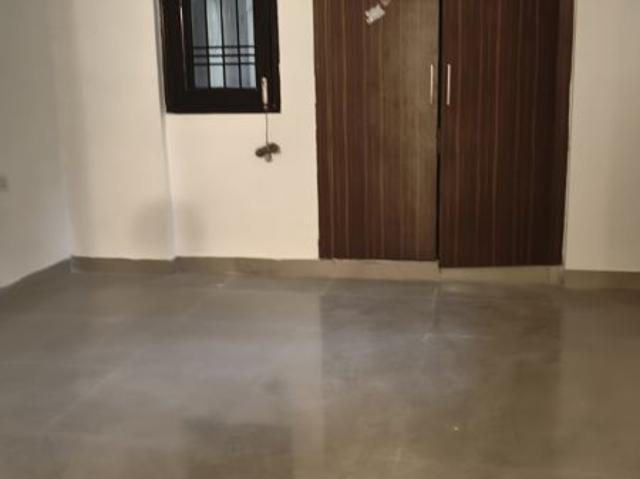 Resale | 2 BHK 1050 Sq.Ft. Apartment in Vasant Kunj
