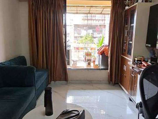 Resale | 2 BHK 1050 Sq.Ft. Apartment in Vrindavan CHS Airoli