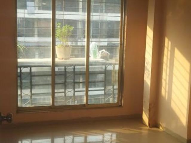 Resale | 2 BHK 1055 Sq.Ft. Apartment in Kharghar