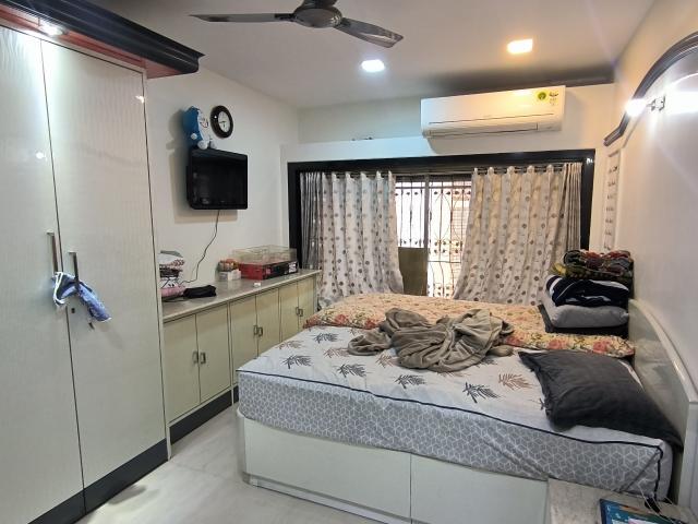 Resale | 2 BHK 1055 Sq.Ft. Apartment in Inder Tower