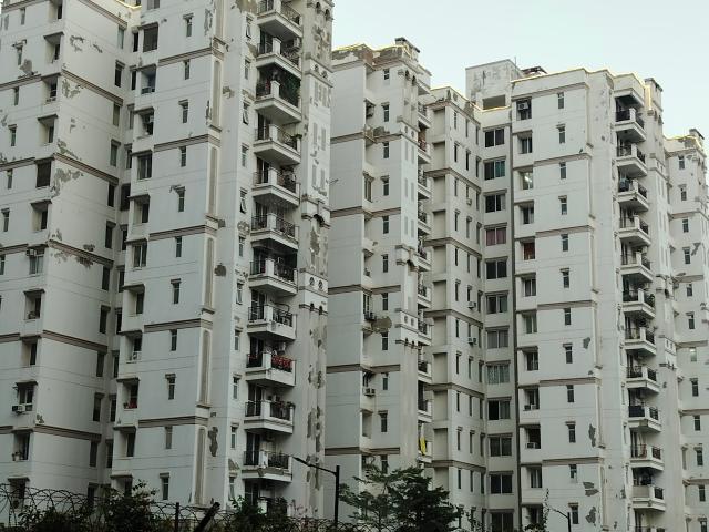 Resale | 2 BHK 1055 Sq.Ft. Apartment in Ramprastha City The Atrium