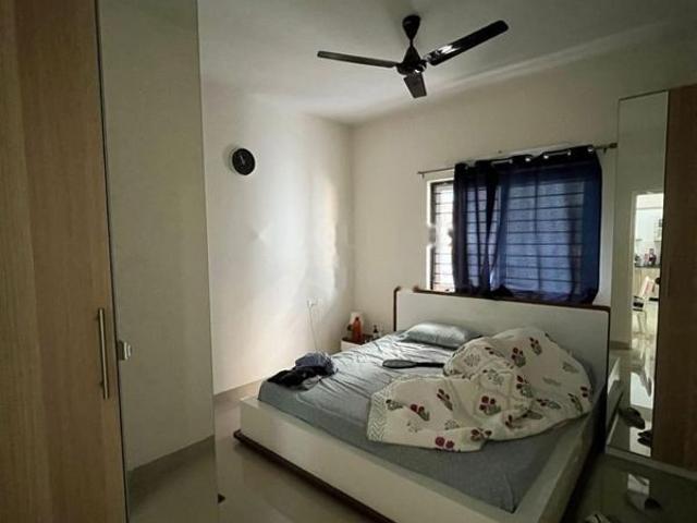 Resale | 2 BHK 1060 Sq.Ft. Apartment in Jains Carlton Creek