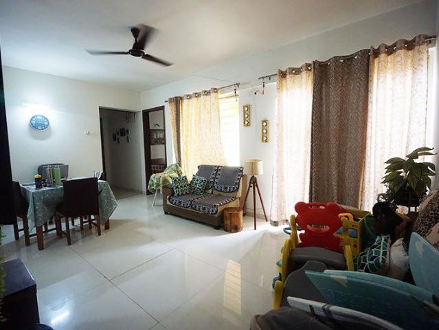 Resale | 2 BHK 1066 Sq.Ft. Apartment in Ravinanda Trinity