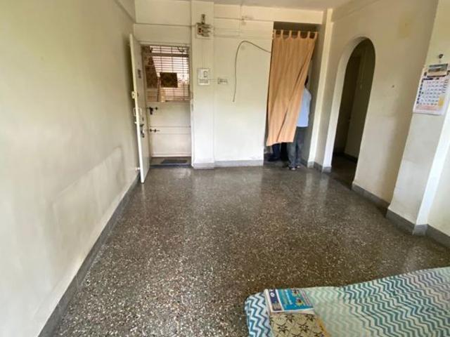 Resale | 2 BHK 1070 Sq.Ft. Apartment in Tejashree CHS Bhusari Colony