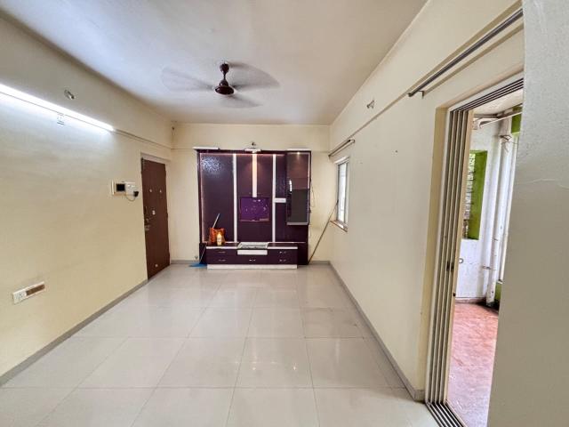 Resale | 2 BHK 1072 Sq.Ft. Apartment in Gund And Pethe Life Square