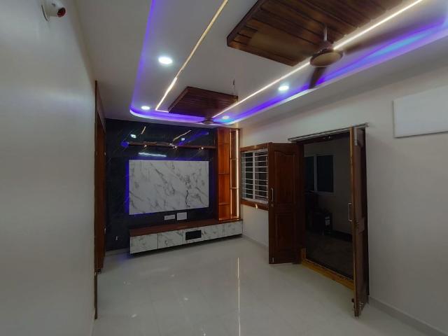 Resale | 2 BHK + 1075 Sq.Ft. Apartment in Laxmi Nagar