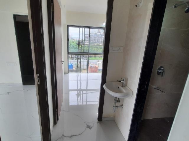 Resale | 2 BHK 1080 Sq.Ft. Apartment in Mahaavir Heights