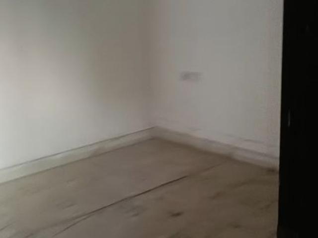 Resale | 2 BHK 1090 Sq.Ft. Apartment in Gulmohur Garden