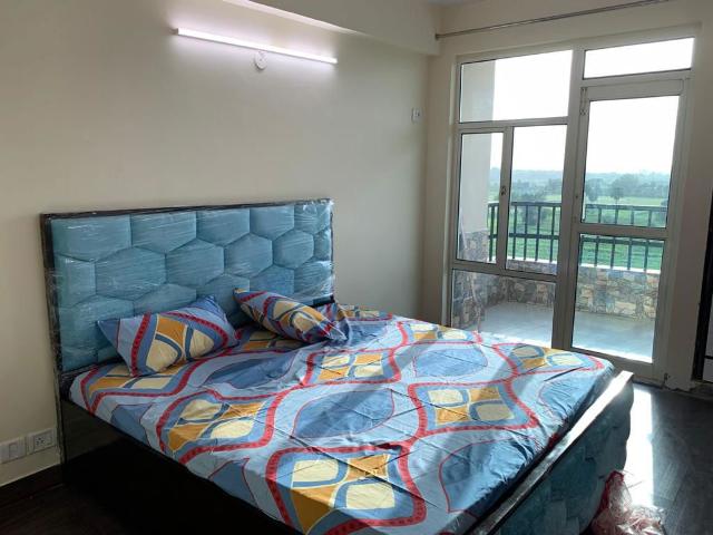 Resale | 2 BHK 1090 Sq.Ft. Apartment in SVP Gulmohur Garden