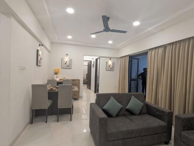 Resale | 2 BHK + 1096 Sq.Ft. Apartment in Kumar Princetown