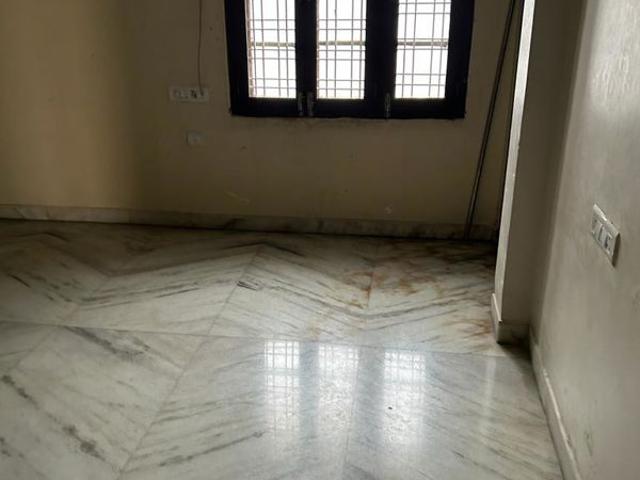 Resale | 2 BHK 1000 Sq.Ft. Apartment in AM Cornor