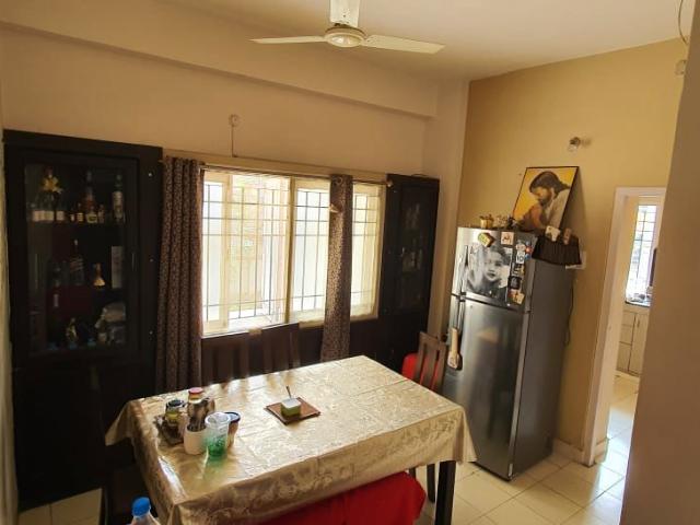 Resale | 2 BHK 1000 Sq.Ft. Apartment in Alekhya Residency