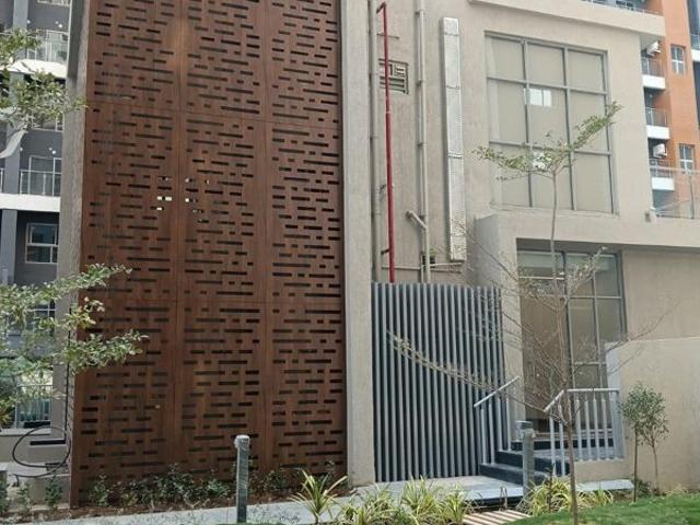 Resale | 2 BHK 1000 Sq.Ft. Apartment in Gera Planet Of Joy