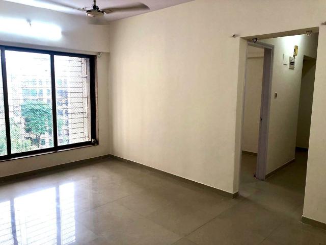 Resale | 2 BHK 1000 Sq.Ft. Apartment in Glorious Arc